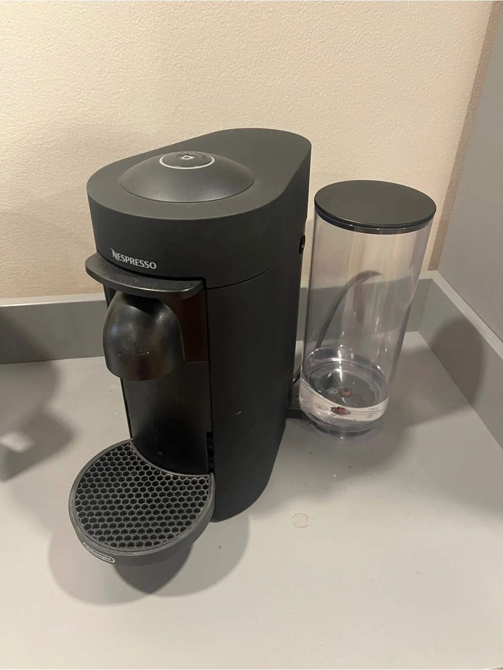 Nespresso vertuo delonghi coffee machine